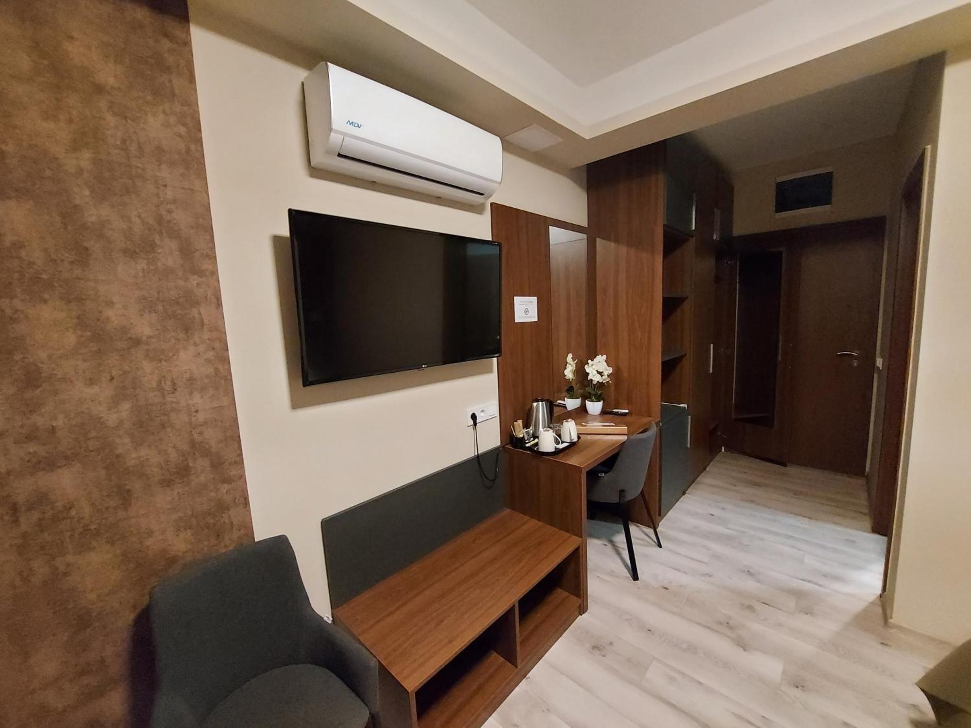 Ven Diofa De Lux Panzio Bed & Breakfast Szeged Bagian luar foto