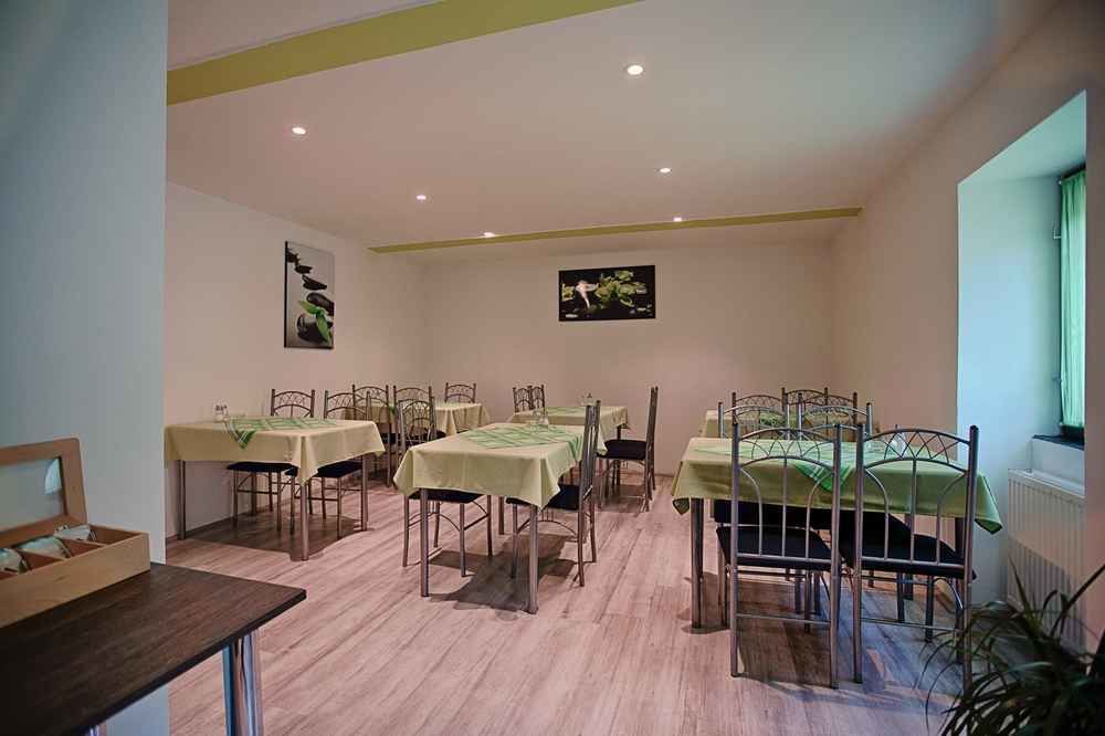 Ven Diofa De Lux Panzio Bed & Breakfast Szeged Bagian luar foto